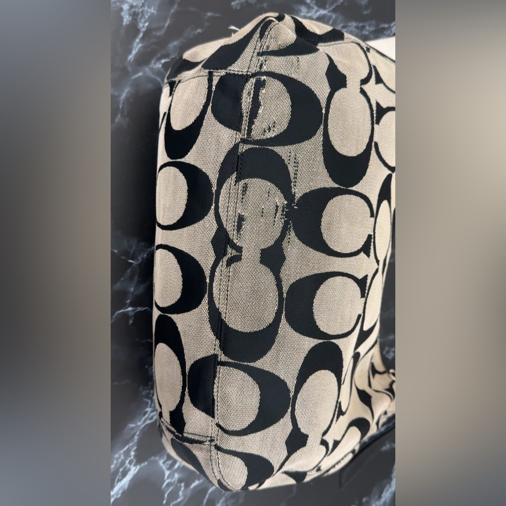Signature Black and Gray Women's Bag - Picture 13 of 16